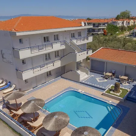 Hotel Sueno Polychrono